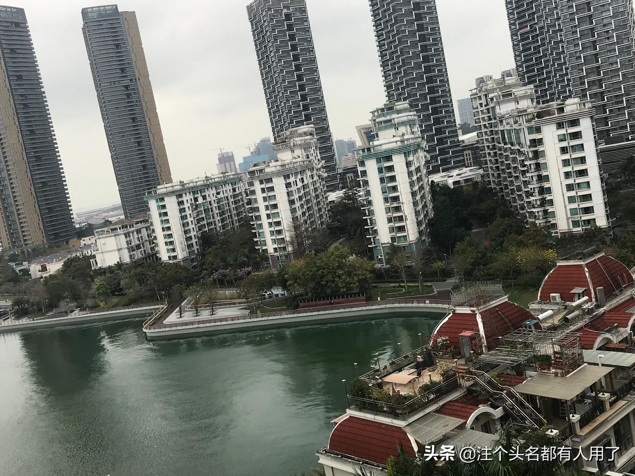 又是春来百花开近海楼台闻香来鸟语啾啾人行少丝丝细雨随风飘 懂车帝