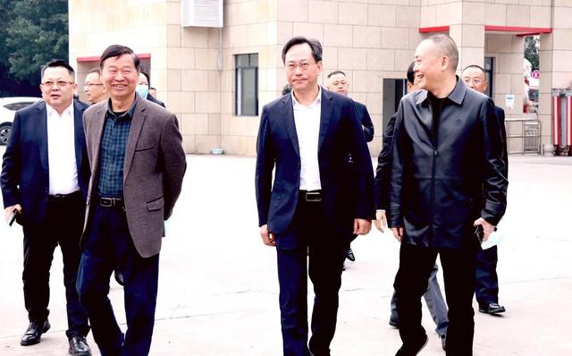 四川省教育厅厅长李江到成都艺术职业大学调研