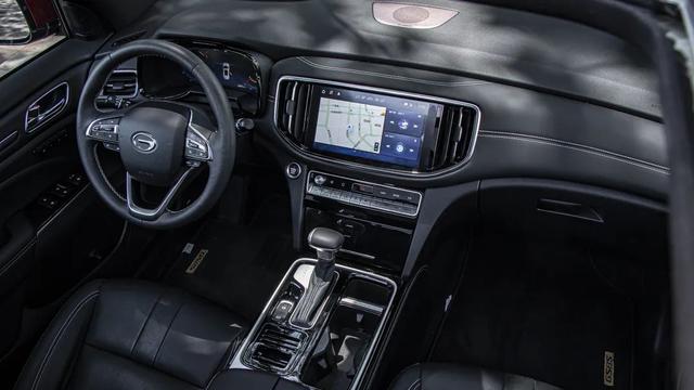 刮起大五座新风|传祺GS8S空间大，动力强，关键很实在！