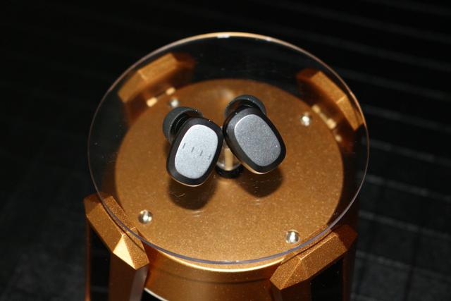 不愧是汪峰，音乐人对音质的理解，在FIIL上体现得淋漓尽致