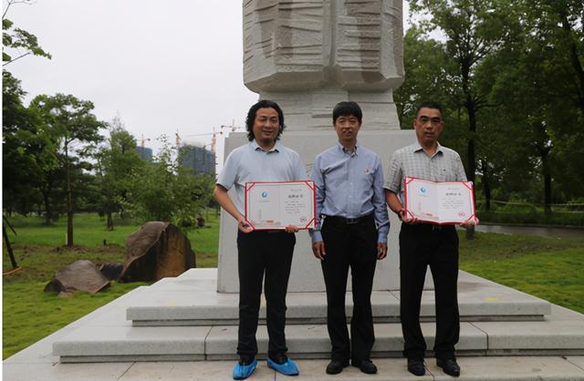 省政协副主席阮诗玮致贺信福建工程学院举行孔子雕像落成揭幕仪式(图3)