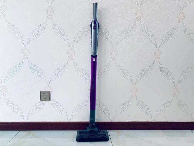 轻便清洁吉米小轻杆，一机轻松搞定家庭卫生清洁