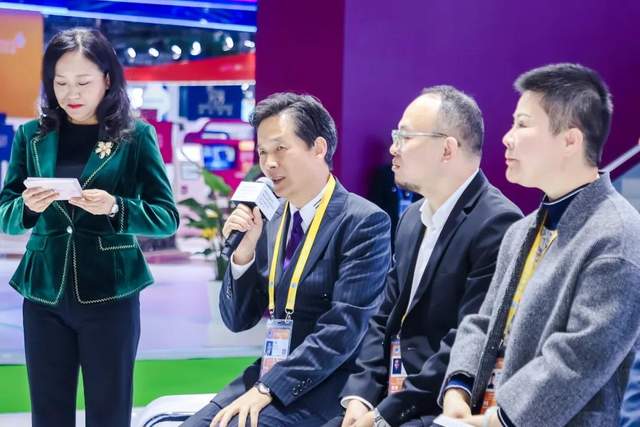 Yestar 艺星受邀参加第三届进博会中国医美行业三正规倡议(图2)