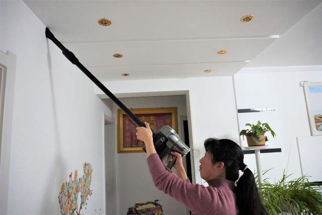 用洒拖F6吸拖一体机，两份家务只出一份力，打工人的周末惬意了