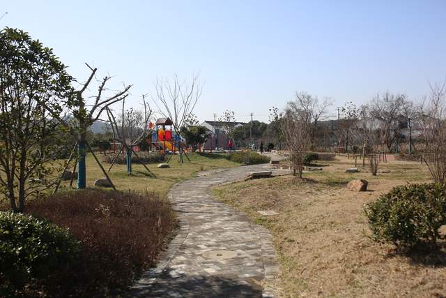 一群蒙古人雇佣兵，南下定居，成为苏南地区唯一的少数民族村落