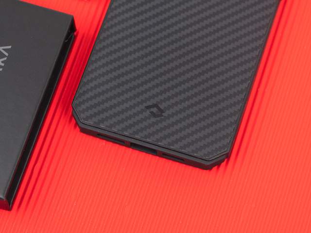 iPhone12变三防机？看PITAKA手机壳如何保护你的机