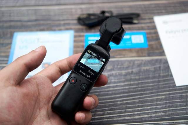 拍视频手抖怎么办？Feiyu pocket可轻松帮你解决问题