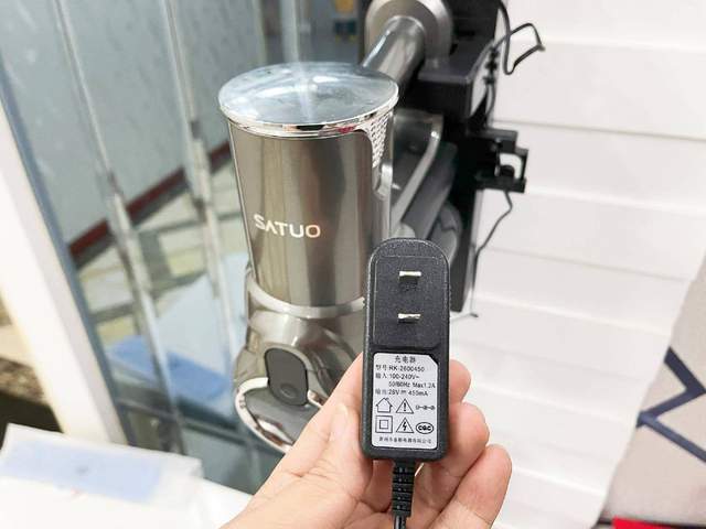 家庭清洁吸拖一机轻松搞定：洒拖F6吸拖一体机实测体验