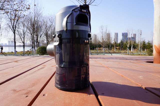 用洒拖F6吸拖一体机，两份家务只出一份力，打工人的周末惬意了