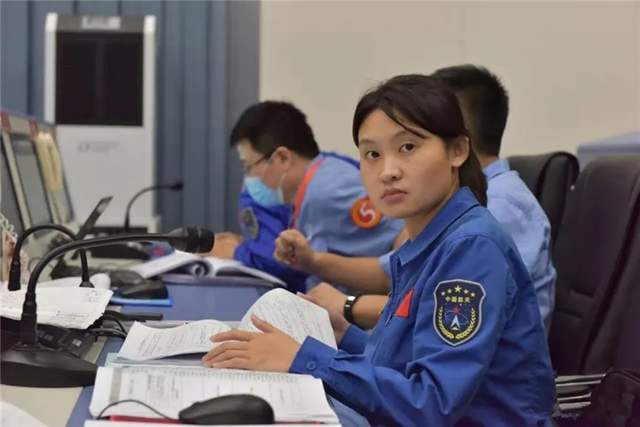 毕业自国防科大的周承钰：24岁成文昌发射场最年轻女指挥
