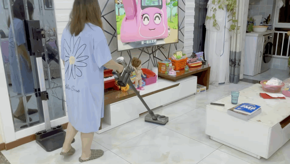 家庭清洁吸拖一机轻松搞定：洒拖F6吸拖一体机实测体验