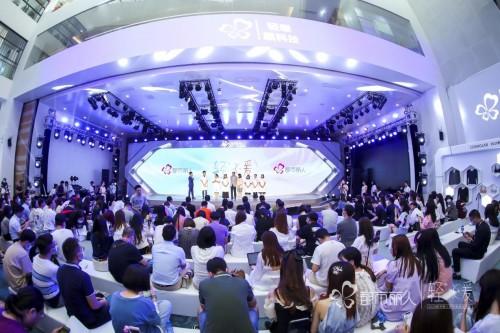 超酷颜值/科技双屏都给你 quot;涡流减压quot;的宝马320依然香的很】