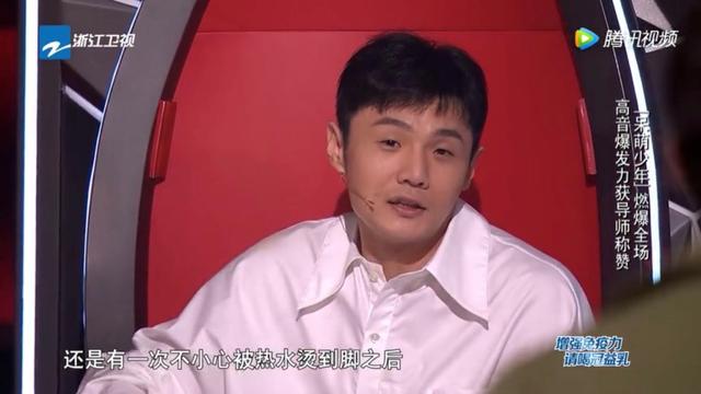 《好声音》请来这么多段子手导师？光他两收视率就稳了！