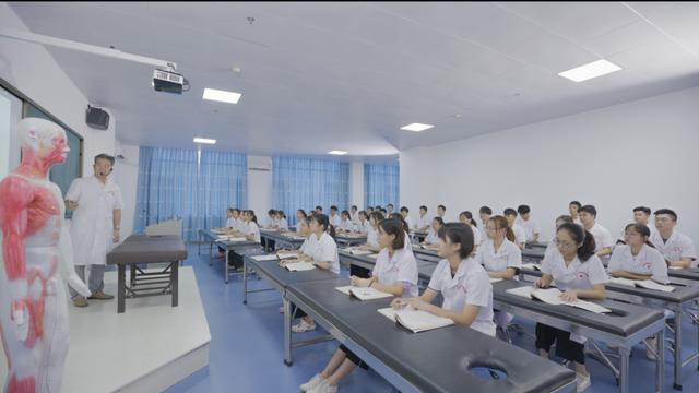 21载风雨兼程，涉外集团谋划“大教育+大健康”谱新篇