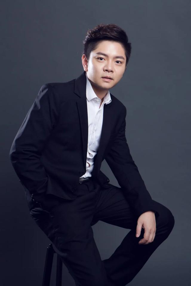 黄金鑫老师指导的学员作品,滑动查看黄老师认为,教学没有标杆可言