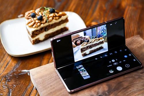 三星Galaxy Z Fold2 5G 让科技更具艺术气息