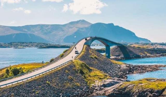 旅行看世界：全世界最危險的9條道路，你有勇氣挑戰(zhàn)嗎？
