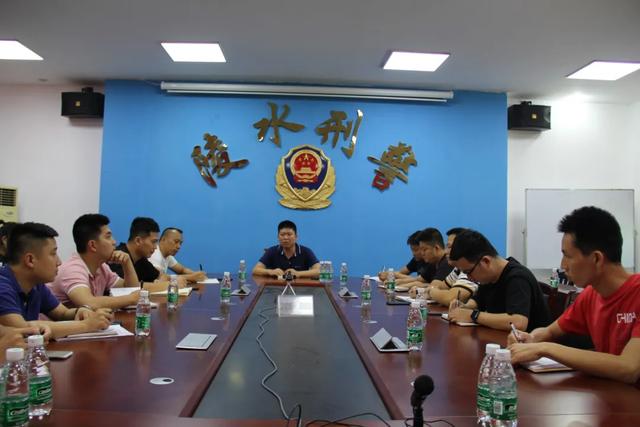 警方|当街杀人潜逃25年落网，警方凭一张签证锁定凶手