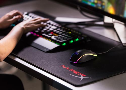 游戏鼠标中的C位 HyperX巨浪RGB游戏鼠标