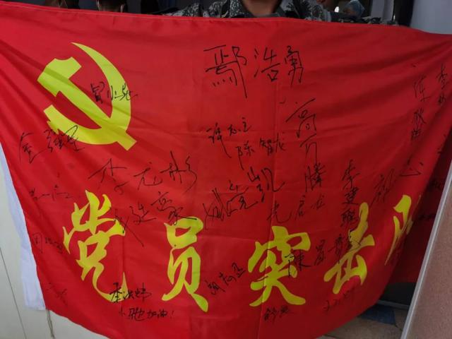 洪水|这么多天了，那位被洪水卷走的小战士怎么样了？