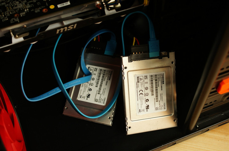 驱动是阵列的灵魂？SSD RAID 0性能对比测试