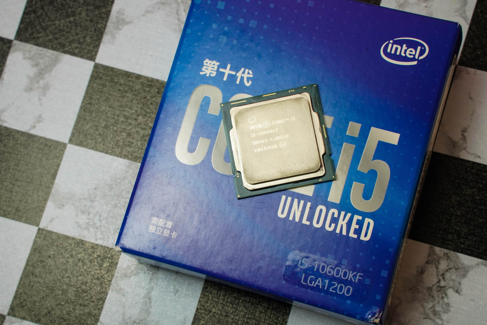 DIY玩家如何给媳妇选择电脑？乔斯伯BO100装机实录