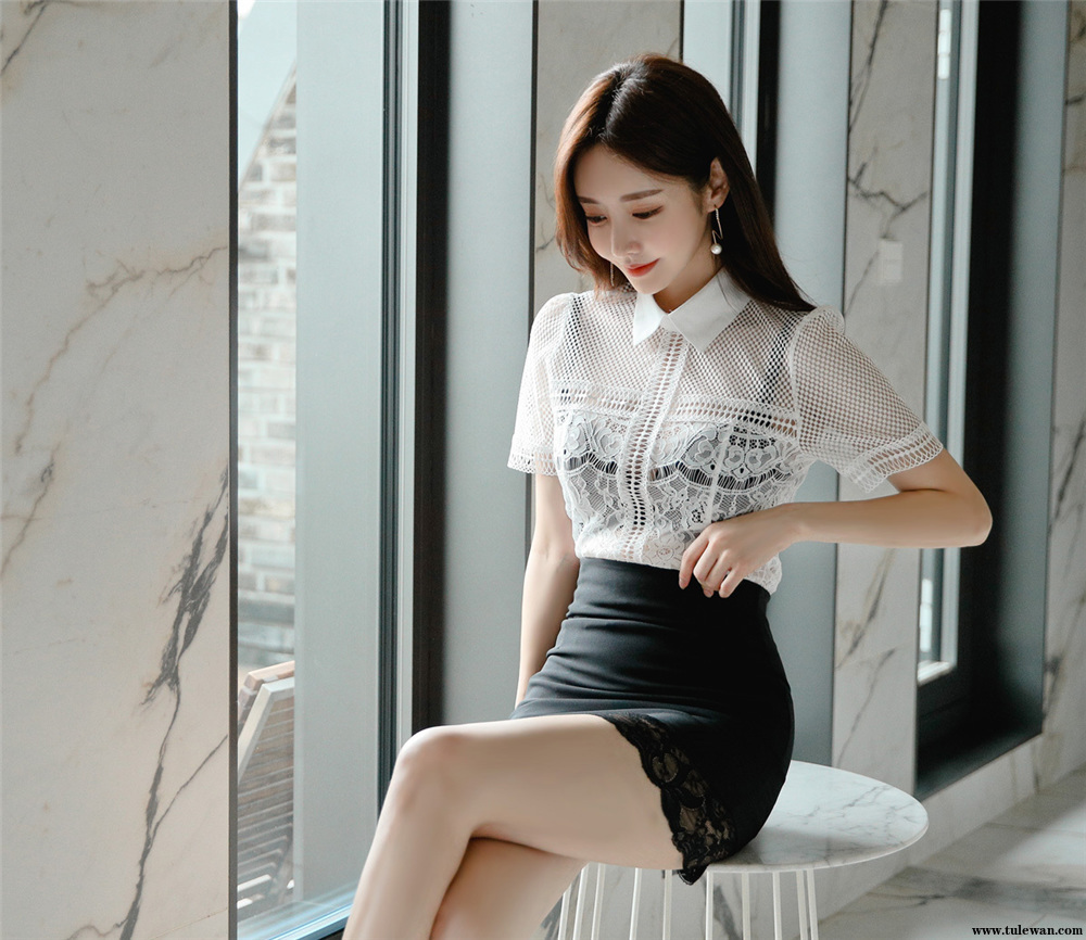 孙允珠丨黑白混色夜巴黎透明职业衬裙