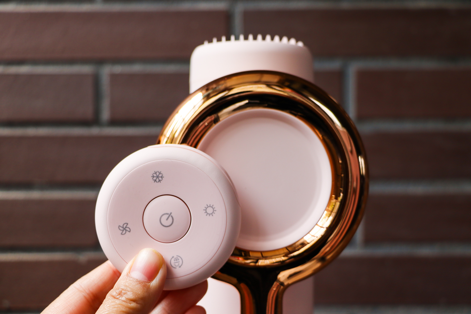 这年头，连吹风机都能“站”起来了！品仕乐立式吹风机体验分享