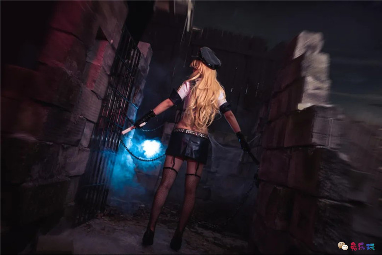 池袋跳蚤丨吊带袜天使·潘迪女警装