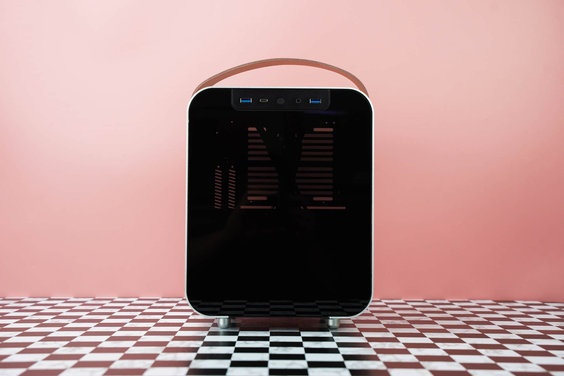 DIY玩家如何给媳妇选择电脑？乔斯伯BO100装机实录