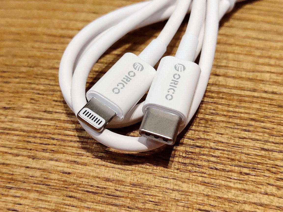 仅需iPhone 12充电器半价，就能拥有整套ORICO苹果PD 20W充电器套装