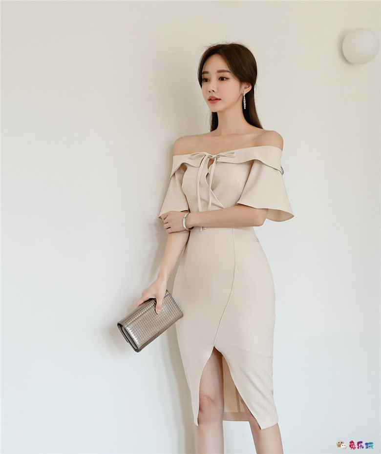 孙允珠丨简式淡雅摩纳哥皇室叶蕊衣裙