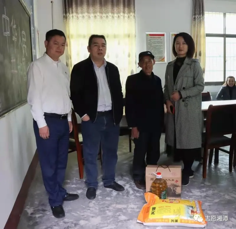 敬老、助学“益”路有您 温暖同行