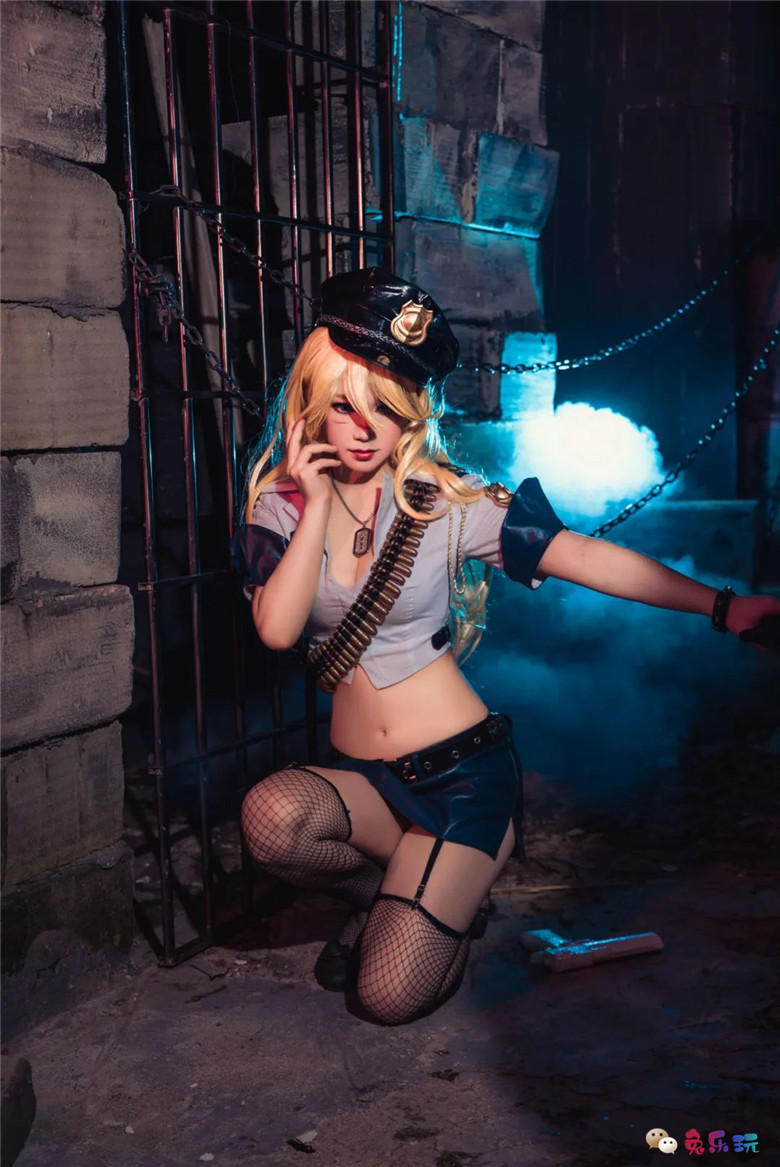 池袋跳蚤丨吊带袜天使·潘迪女警装