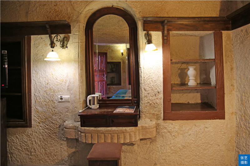 土耳其卡巴多奇亚，三百万年火山爆发形成岩洞，住在里面感觉如何