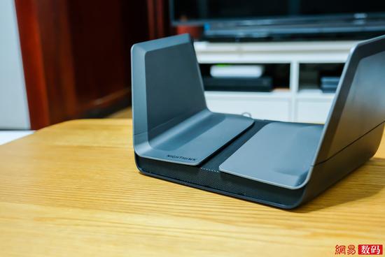 网件RAX80无线路由器体验：WiFi 6的敲门砖-劳模下载