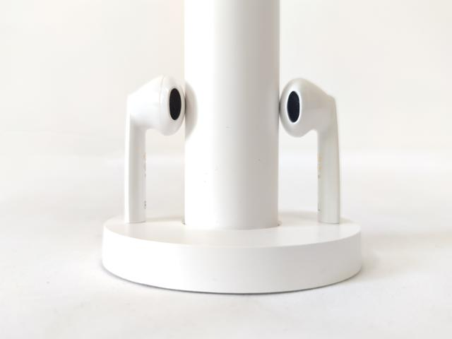 你见过可以无线充电的耳机吗？小方盒蓝牙耳机不用担心忘带数据线