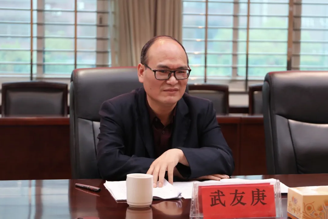 县委党史学习教育巡回指导组第三组来湘潭县法院召开见面会