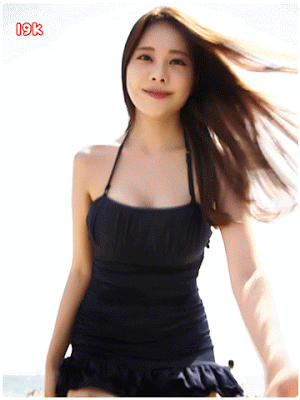 车展上的性感小姐姐gif太可爱了 - 第2页 美女动图 第2张