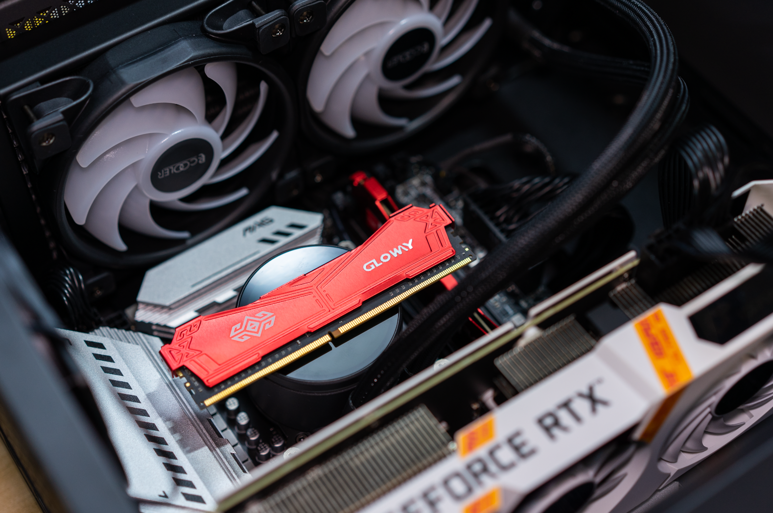 从新疆棉花来谈国产，有着“纯国产”头衔的光威内存究竟行不行？