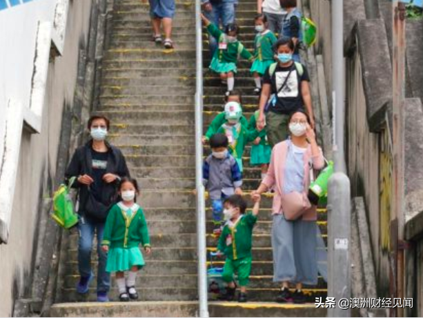香港第4波疫情再添115确诊 中小学、幼儿园将全面停课