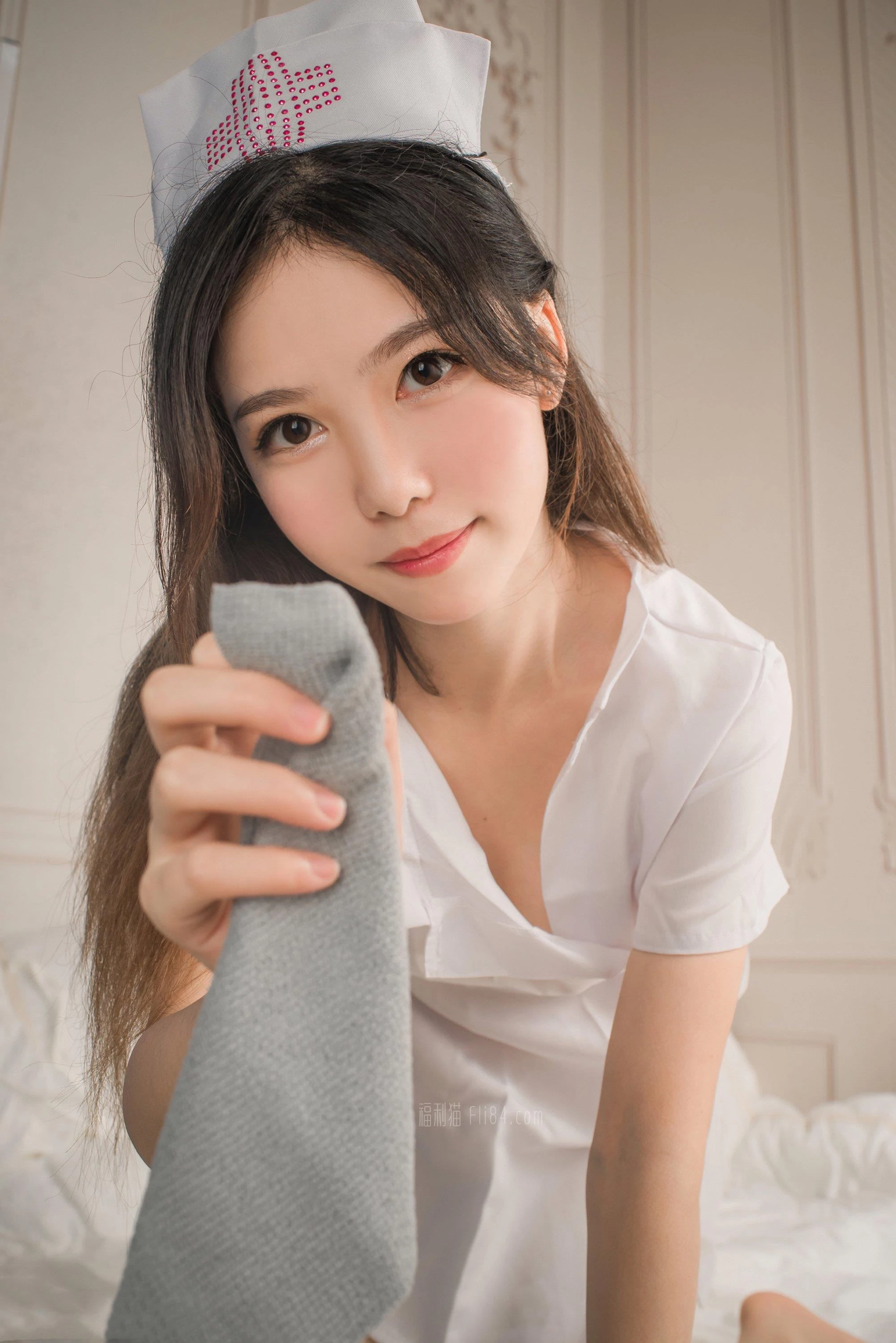 抖娘-利世《俏皮小护士》[41p]