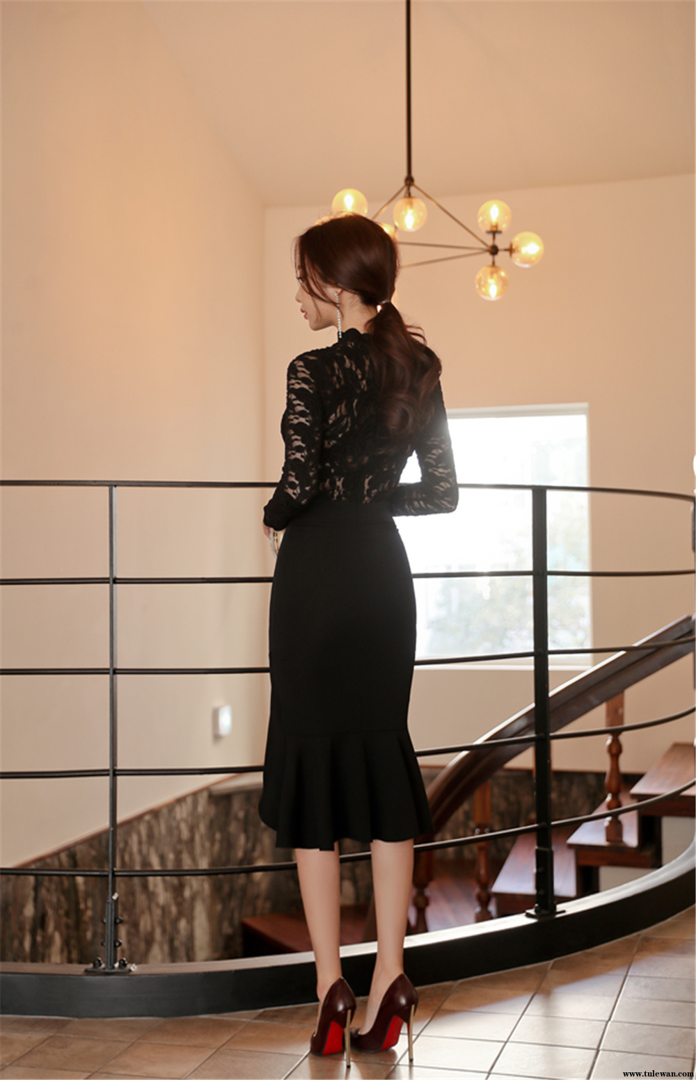 孙允珠丨冷杉冬叶满版古典宫廷镂花裙