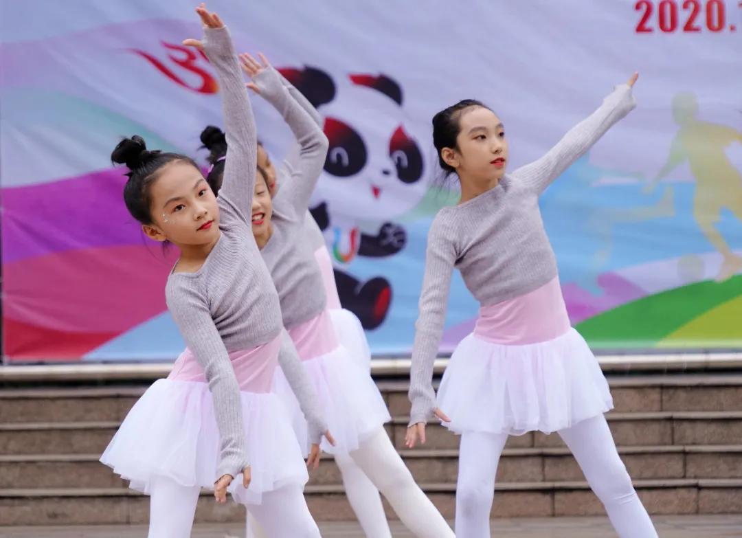 这也是圣菲第一届有中学生参加的运动会,究竟会有什么震撼